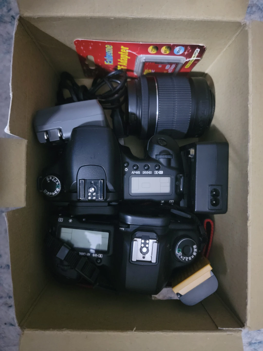 Canon Camera Lot - 2 Canon cameras and lens - photo 2