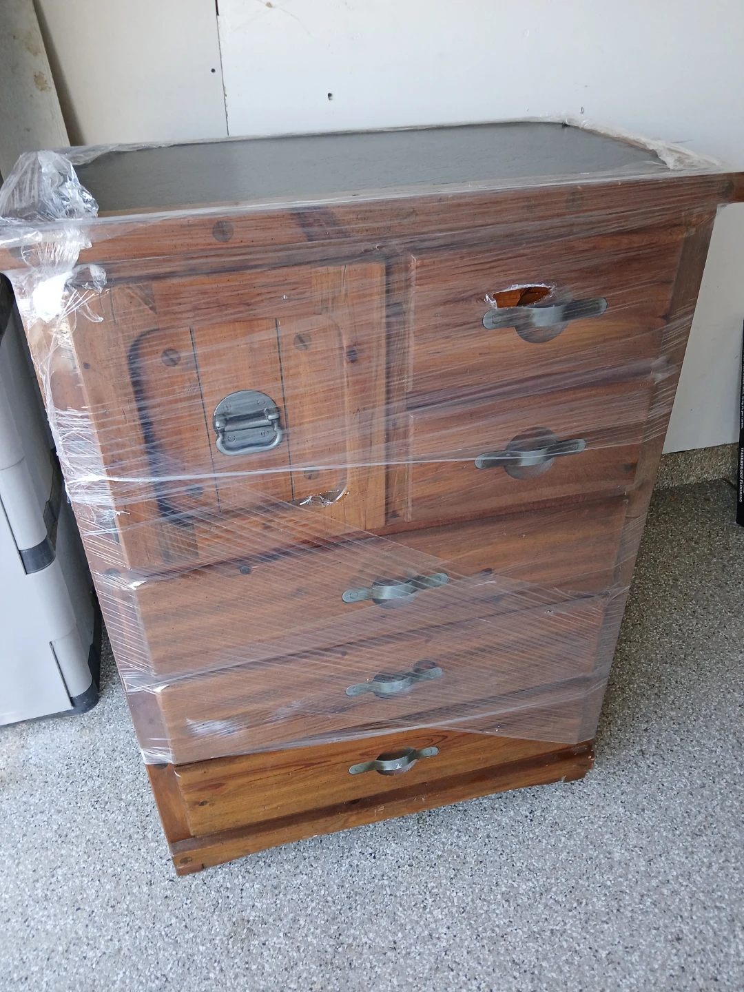 Wooden Chest of Drawers - photo 4