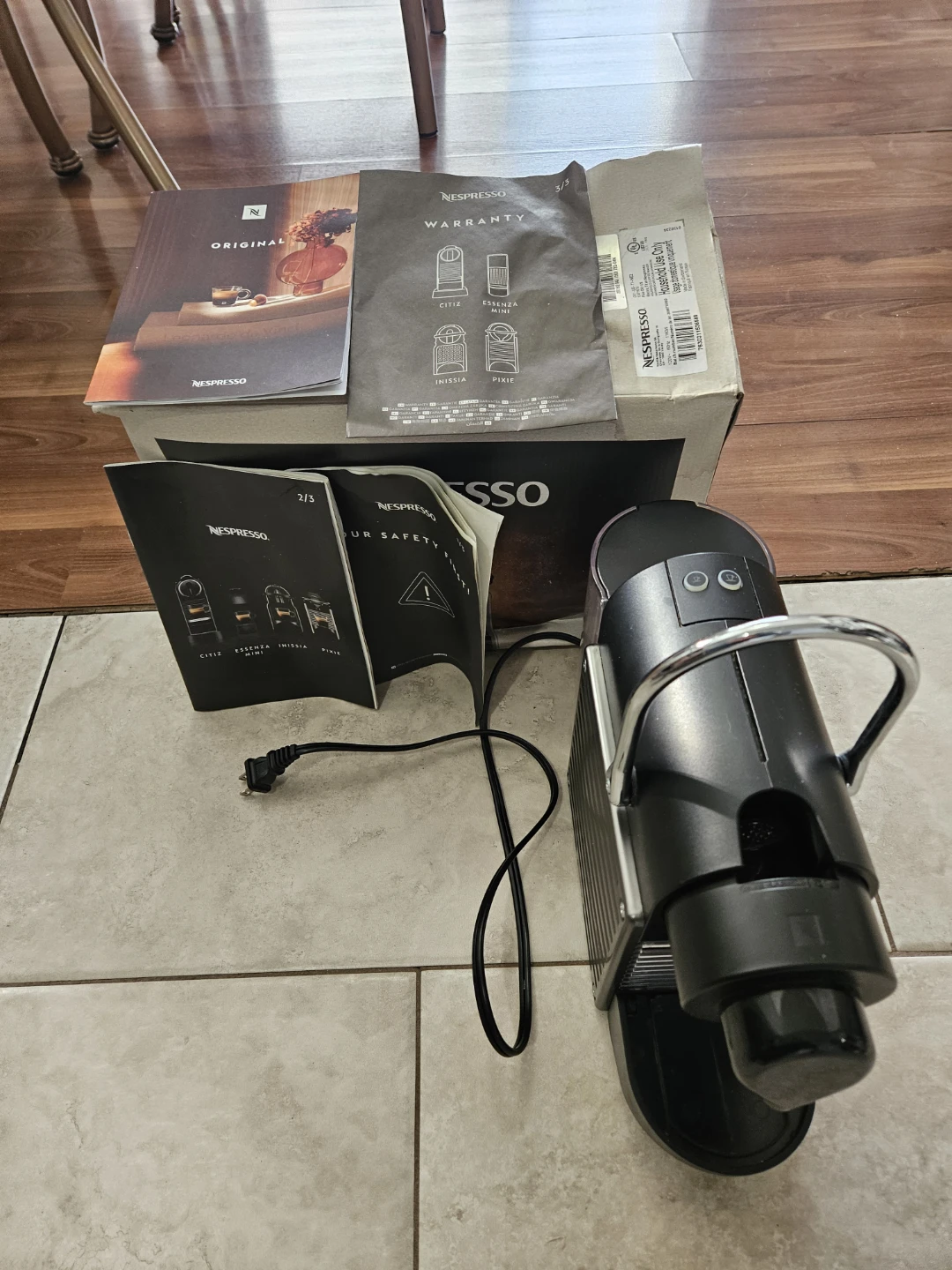 Nespresso Pixie Espresso Machine - photo 3