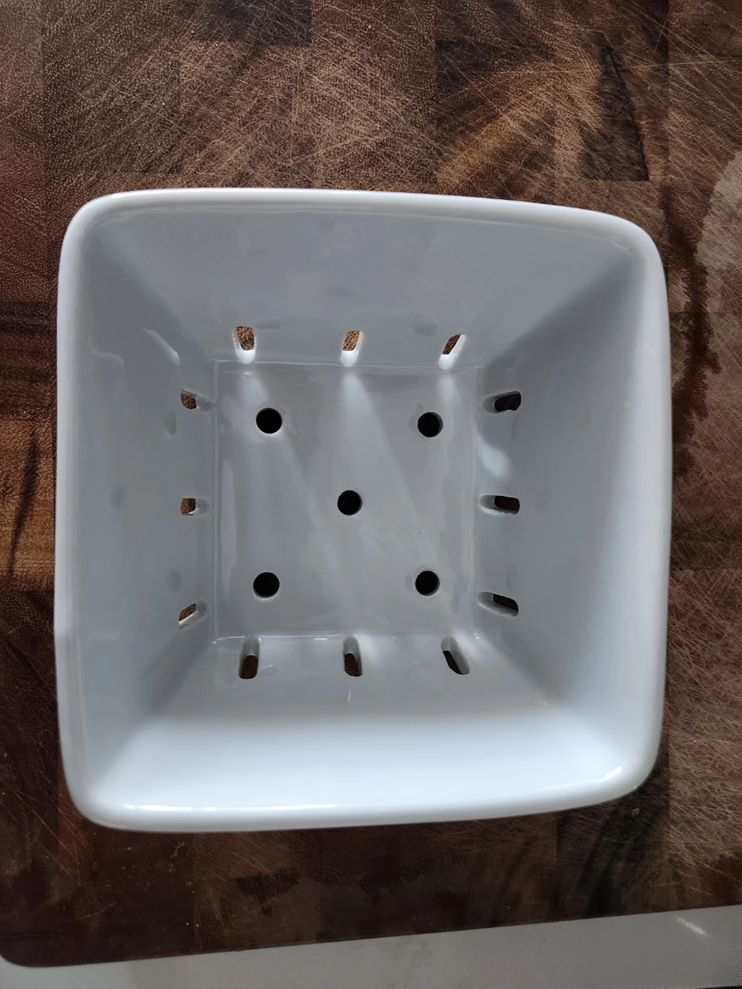 Crate & Barrel Ceramic Berry Colander