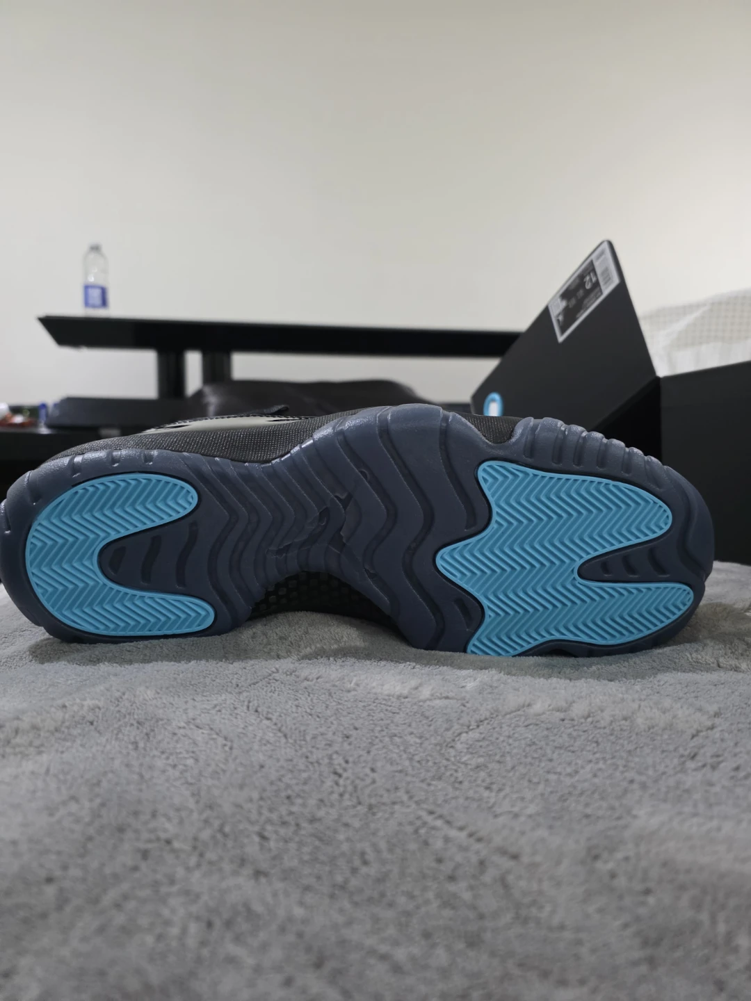 Air Jordan 11 Retro Black/Aqua Size 12 - photo 2