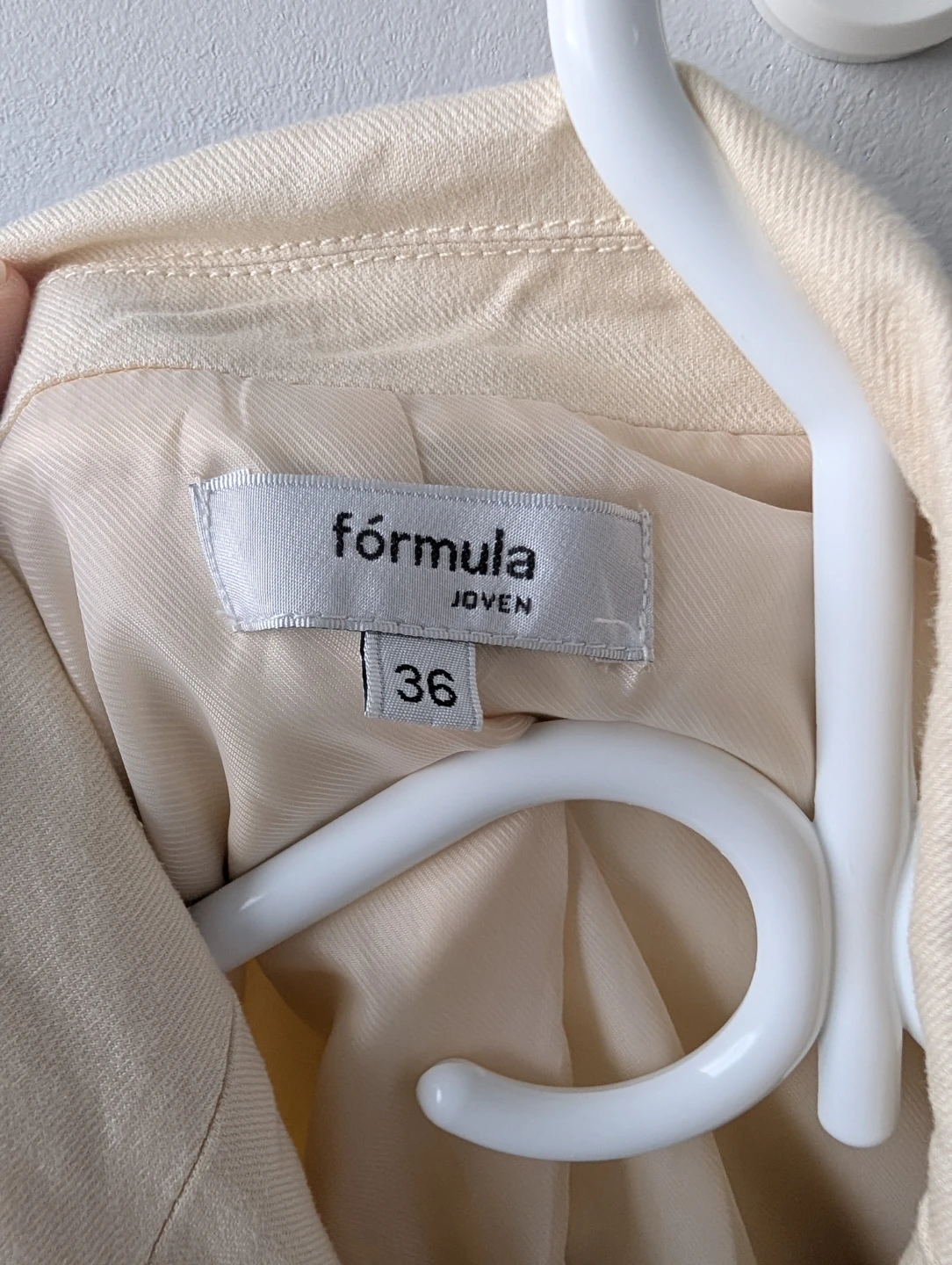 Fórmula Joven Cream Blazer - Size 36 - photo 2