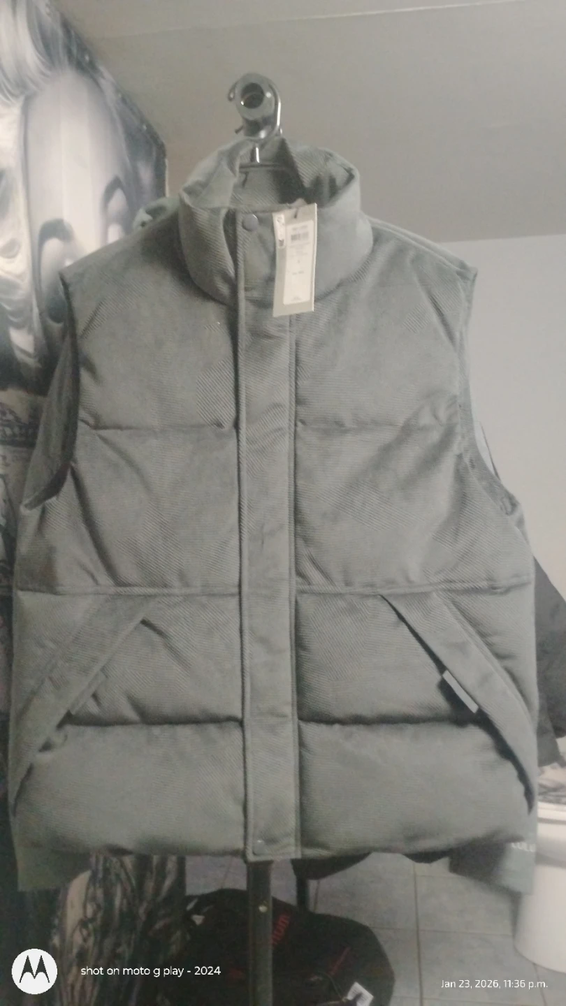 ONLY & SONS Puffer Vest - Size S - photo 2