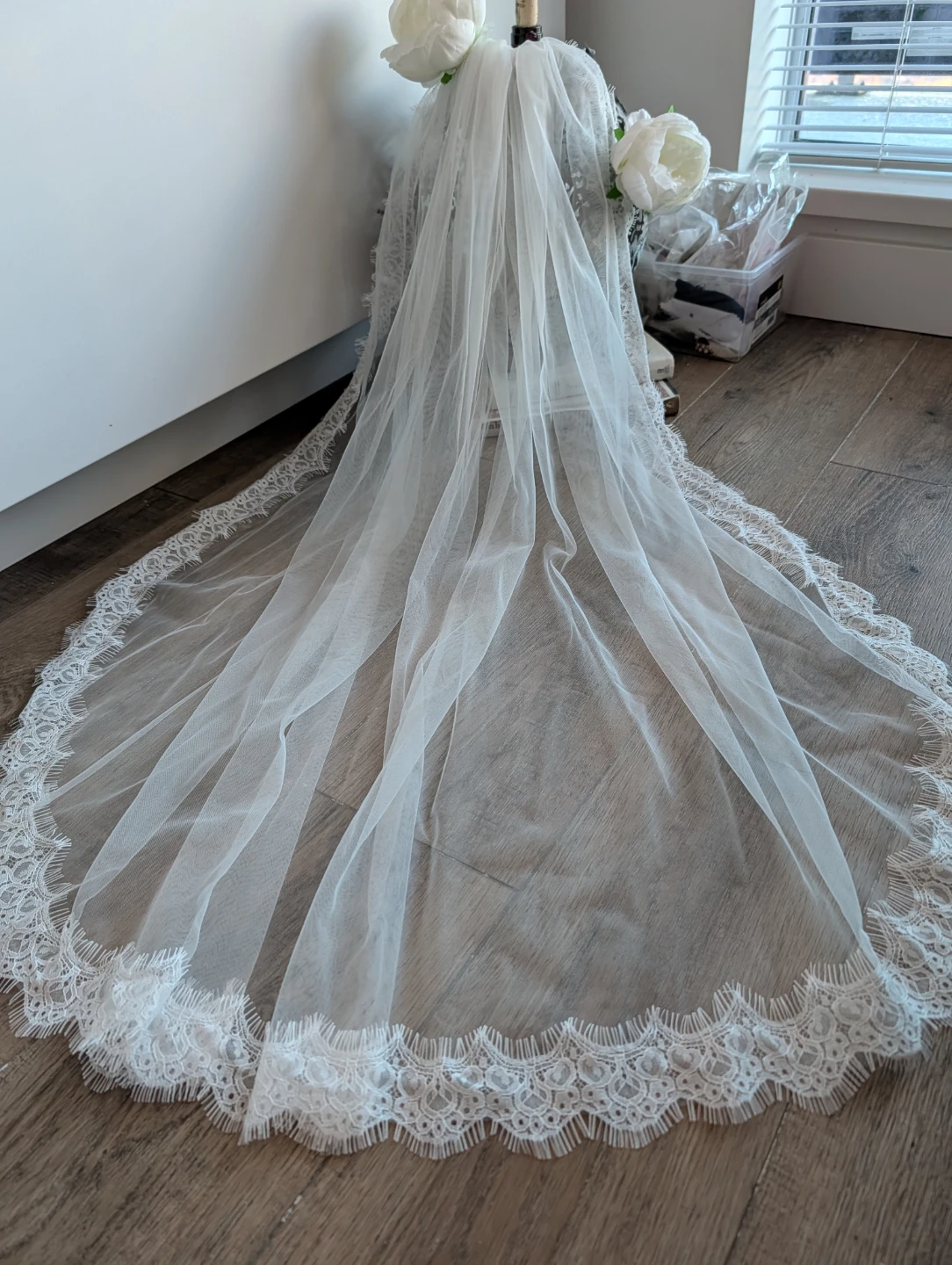 Soft White fingertip Veil with Lace Trim