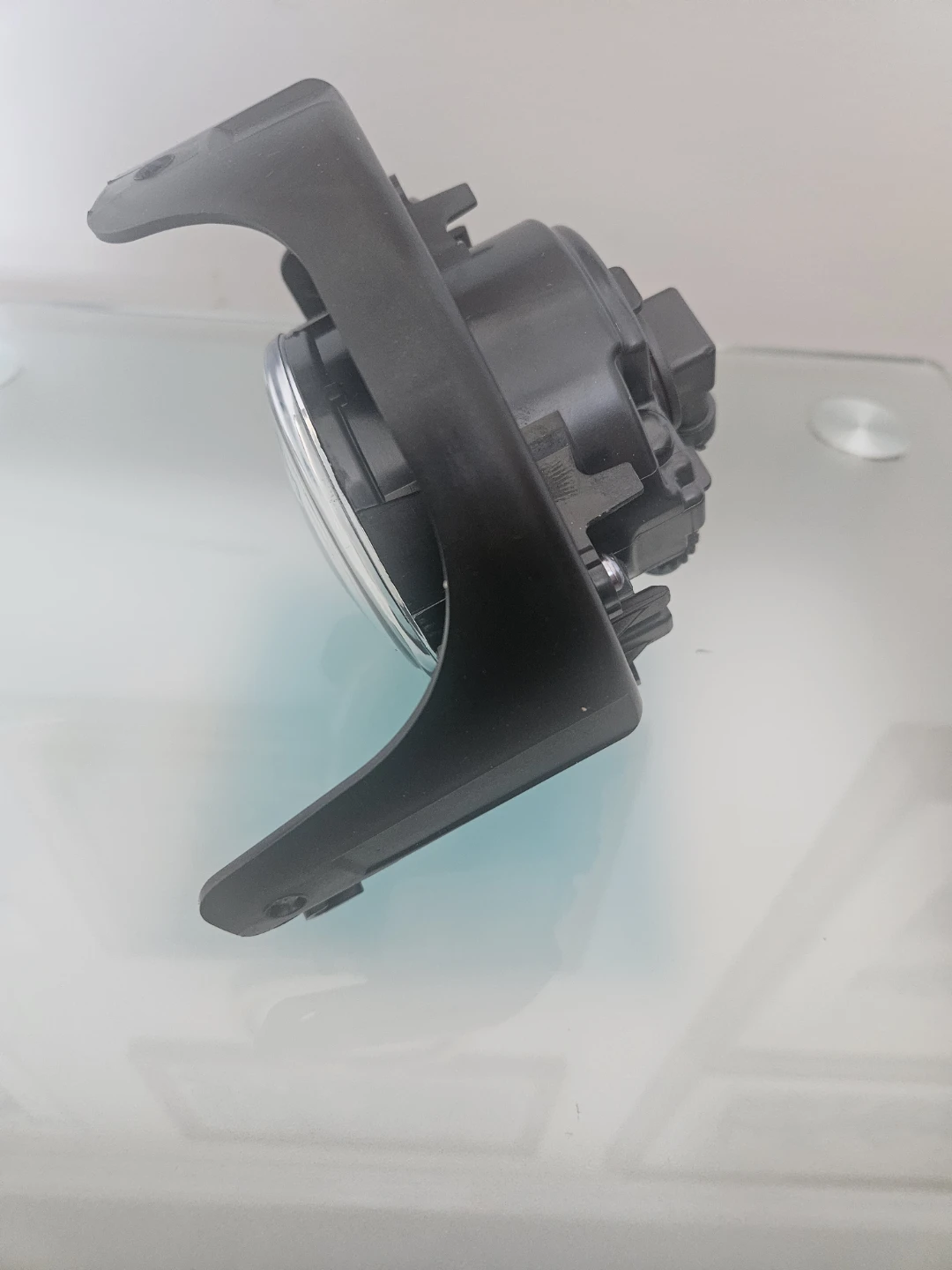 NEW -Suzuki Genuine Parts 35510-82Z10 Lamp Assy Fog RH - photo 2
