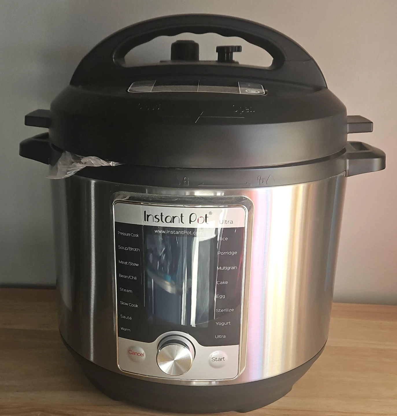 Instant Pot Ultra 6 Qt 10- in-1