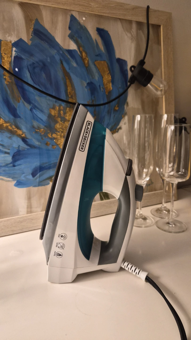 Black+Decker Classic Iron