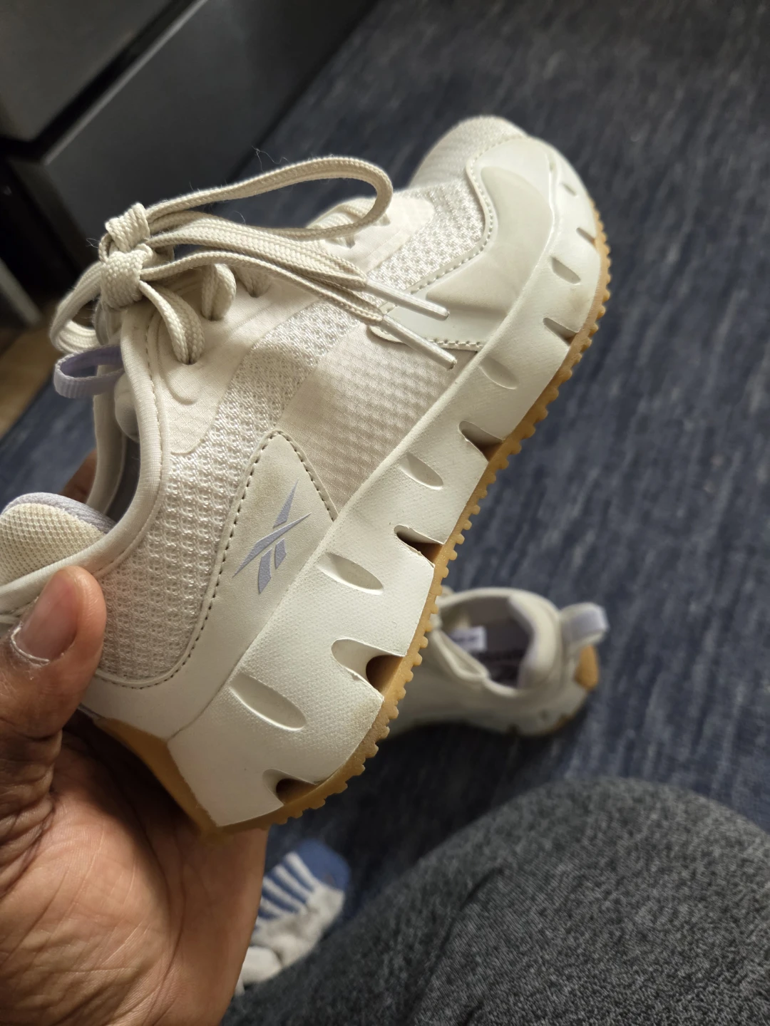 Reebok Zig Dynamica – Size 13 – White/Gum (Like New)