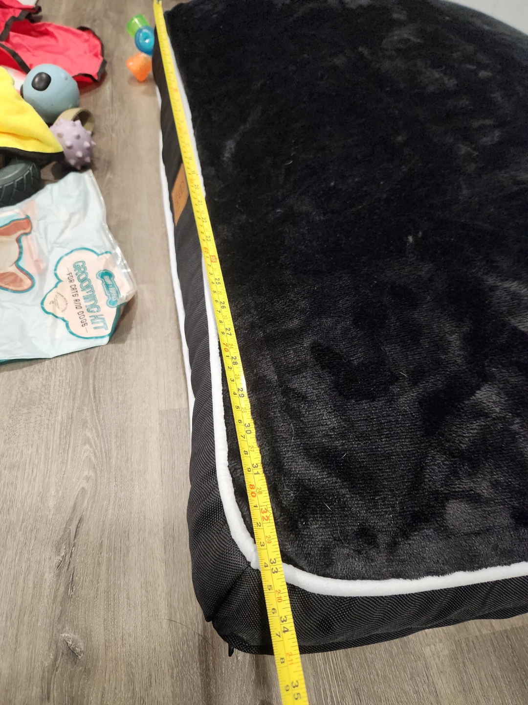 Liorce Black Plush Dog Bed (35x23) and other supplies - photo 4