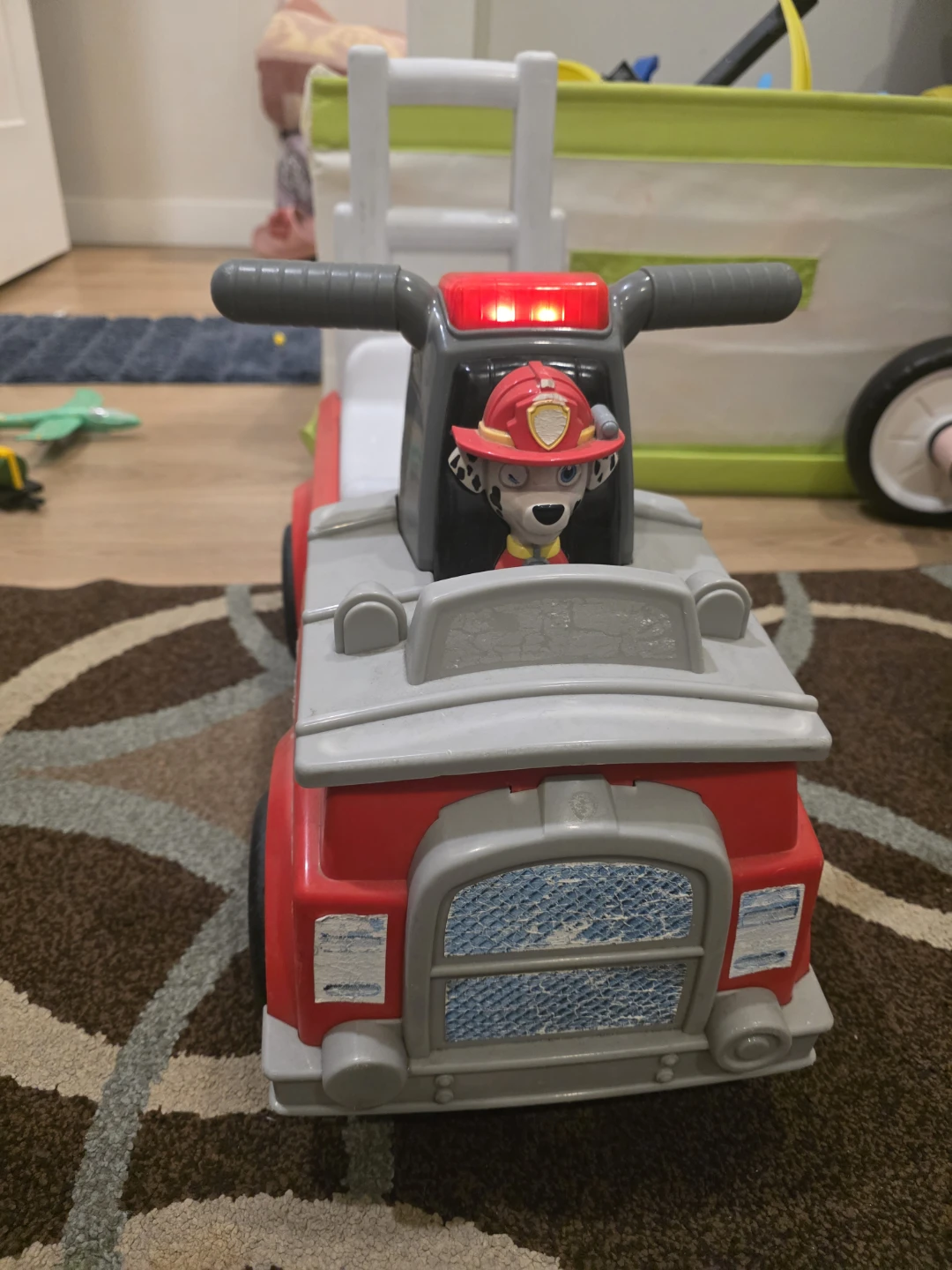 Paw Patrol Marshall Fire Truck Ride-On Toy - photo 3