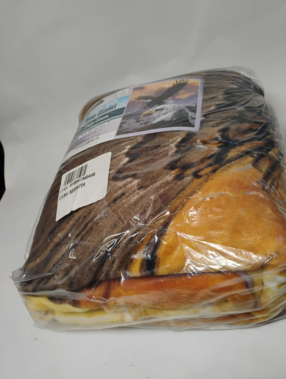 New Pawhud Direct Eagle Clouds Fleece Blanket 75x90 - photo 3