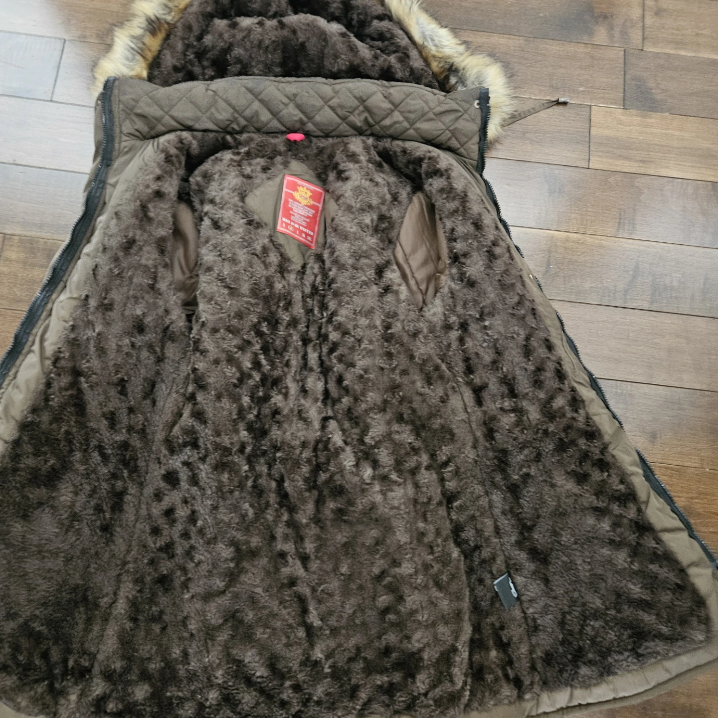 Via Spiga Quilted Belted Winter Coat size medium