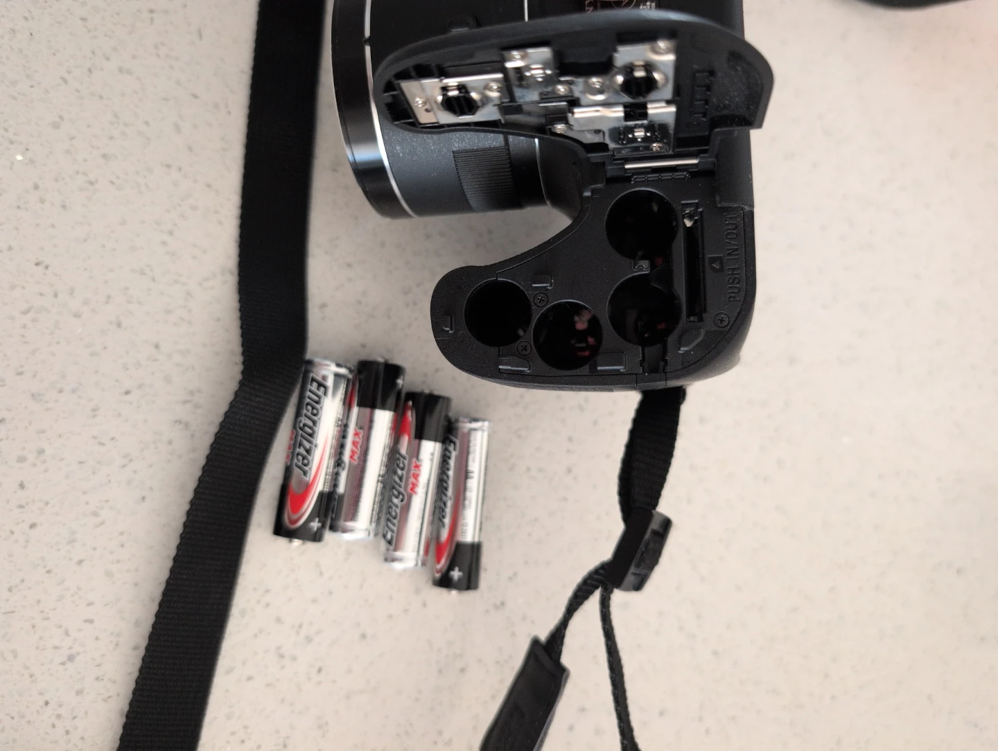 Sony Cyber-shot DSC-H300 Camera with Case - photo 5