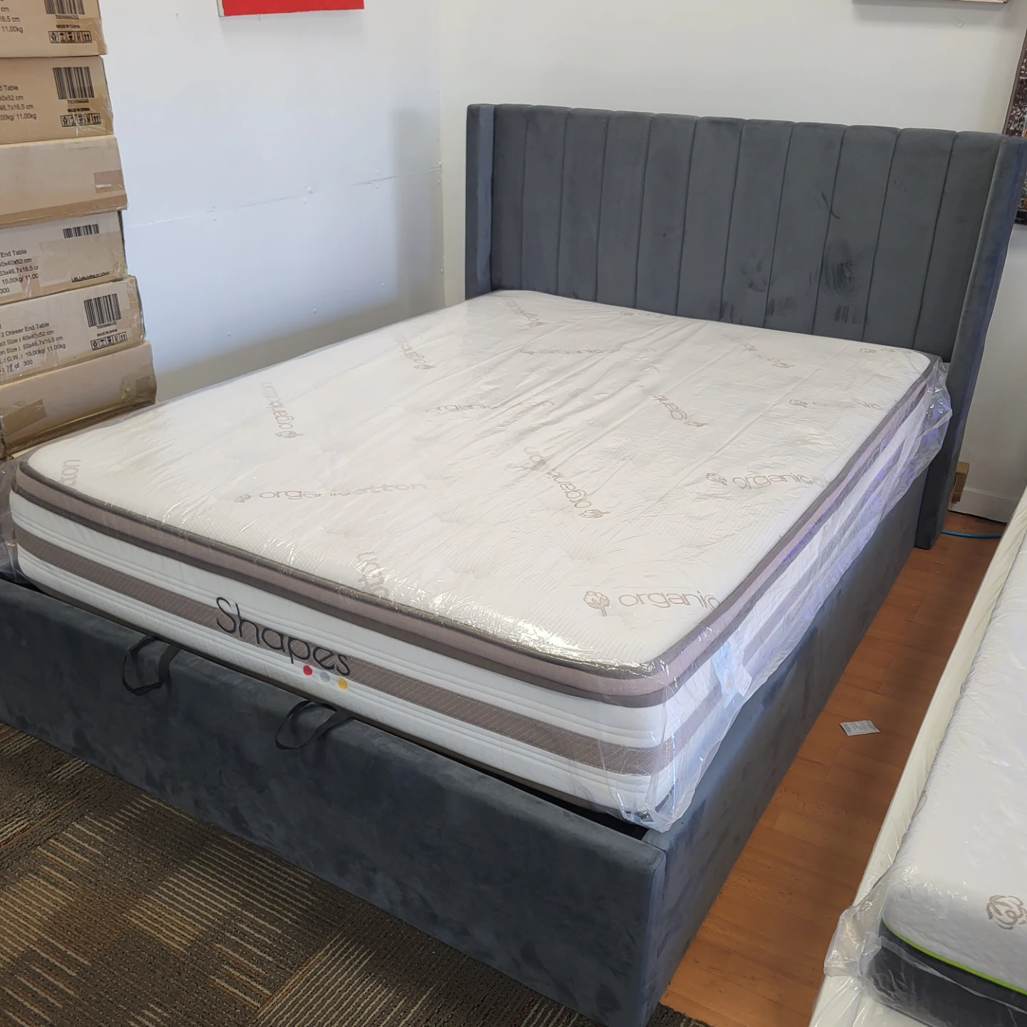 Brand new lift up storage bed - Warehouse Sale