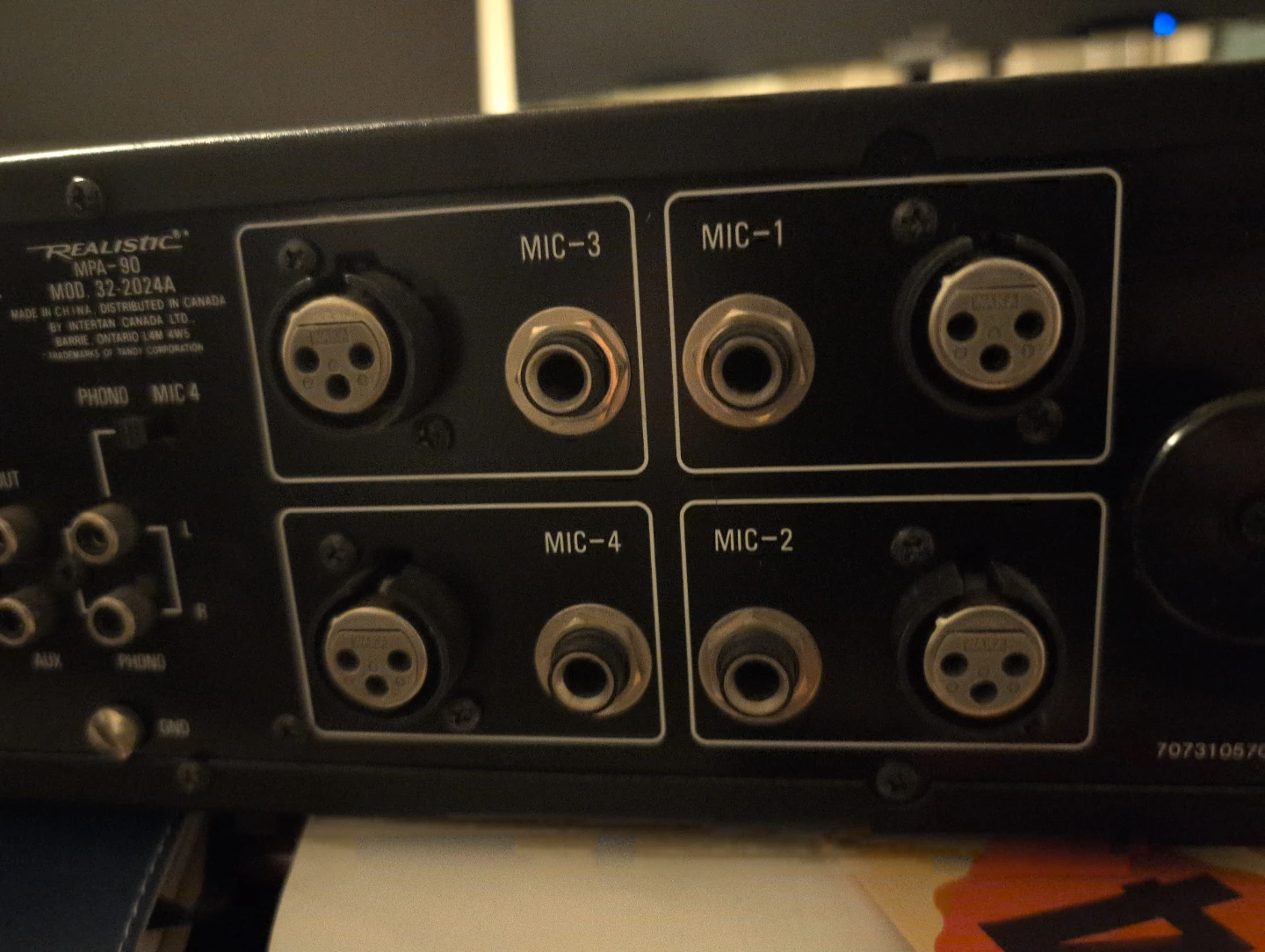 Realistic MPA-90 100 Watt Solid State P.A. Amplifier - photo 4