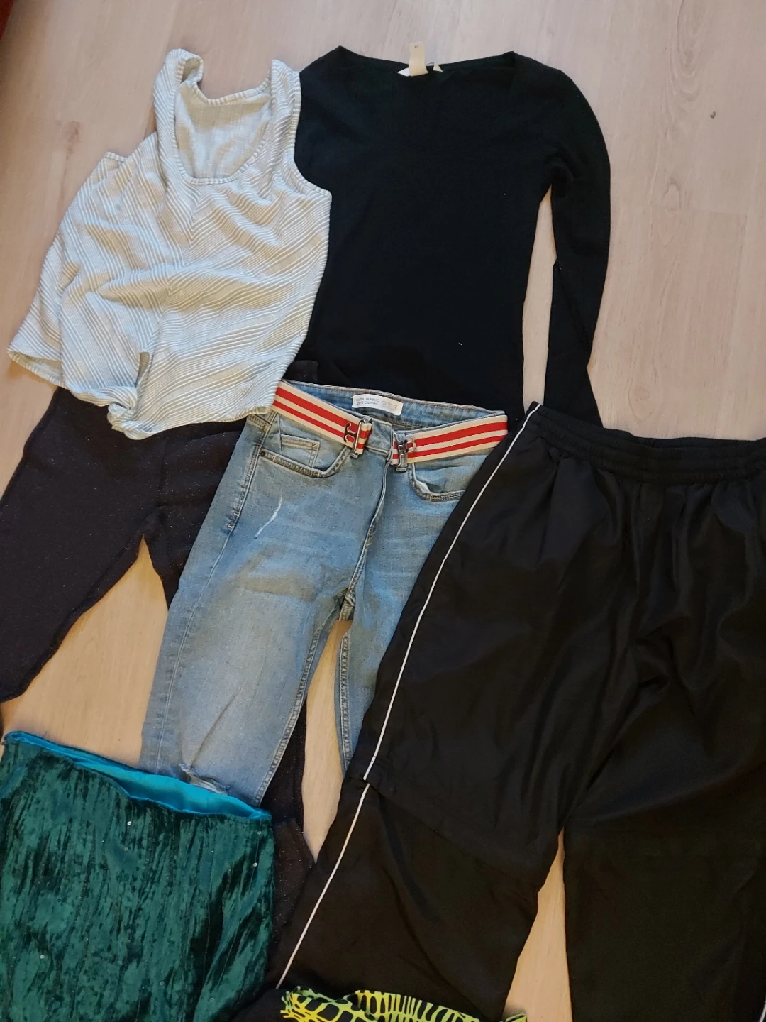 Clothing bundle! All for $50 🏆