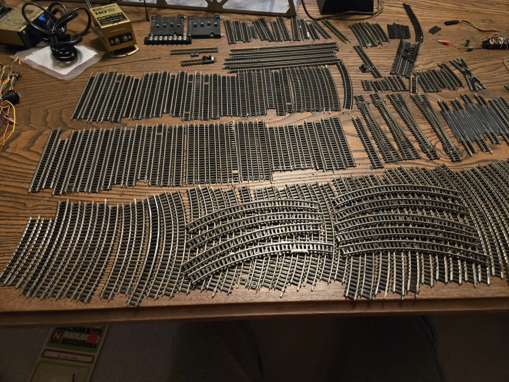 N Scale Model Train Lot – Tracks, Switch & More (Untested)
