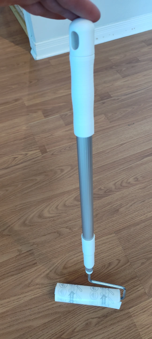 Lint Roller with Extendable Handle - photo 3