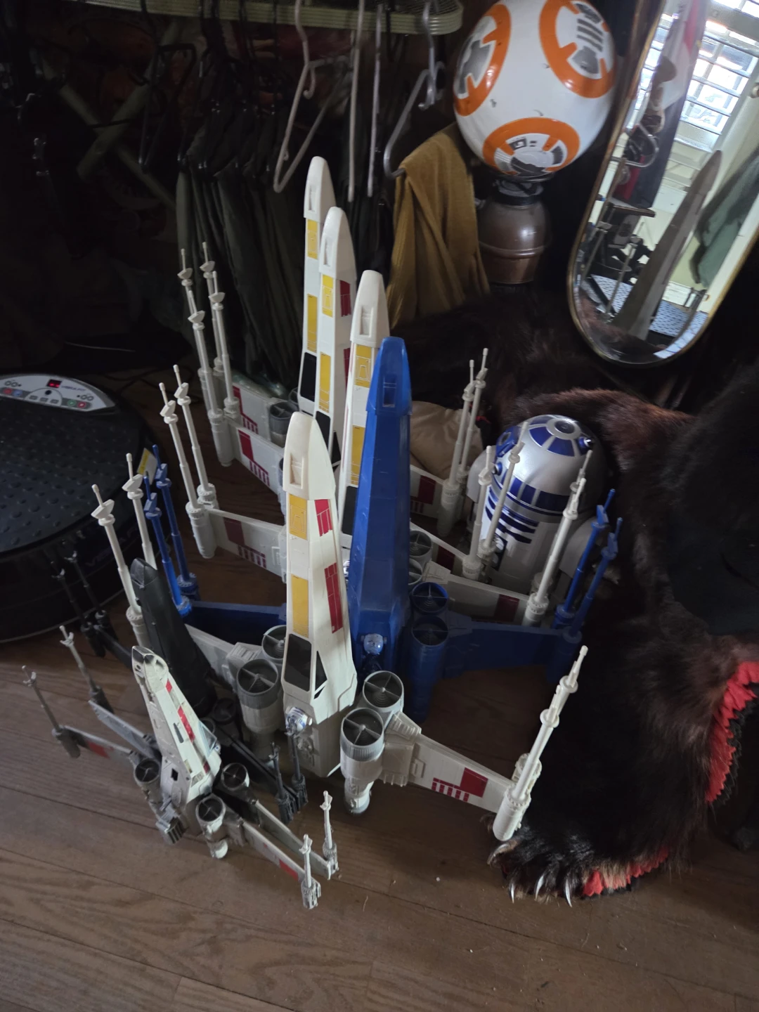 Star Wars Figures & X-Wing Collection - photo 5