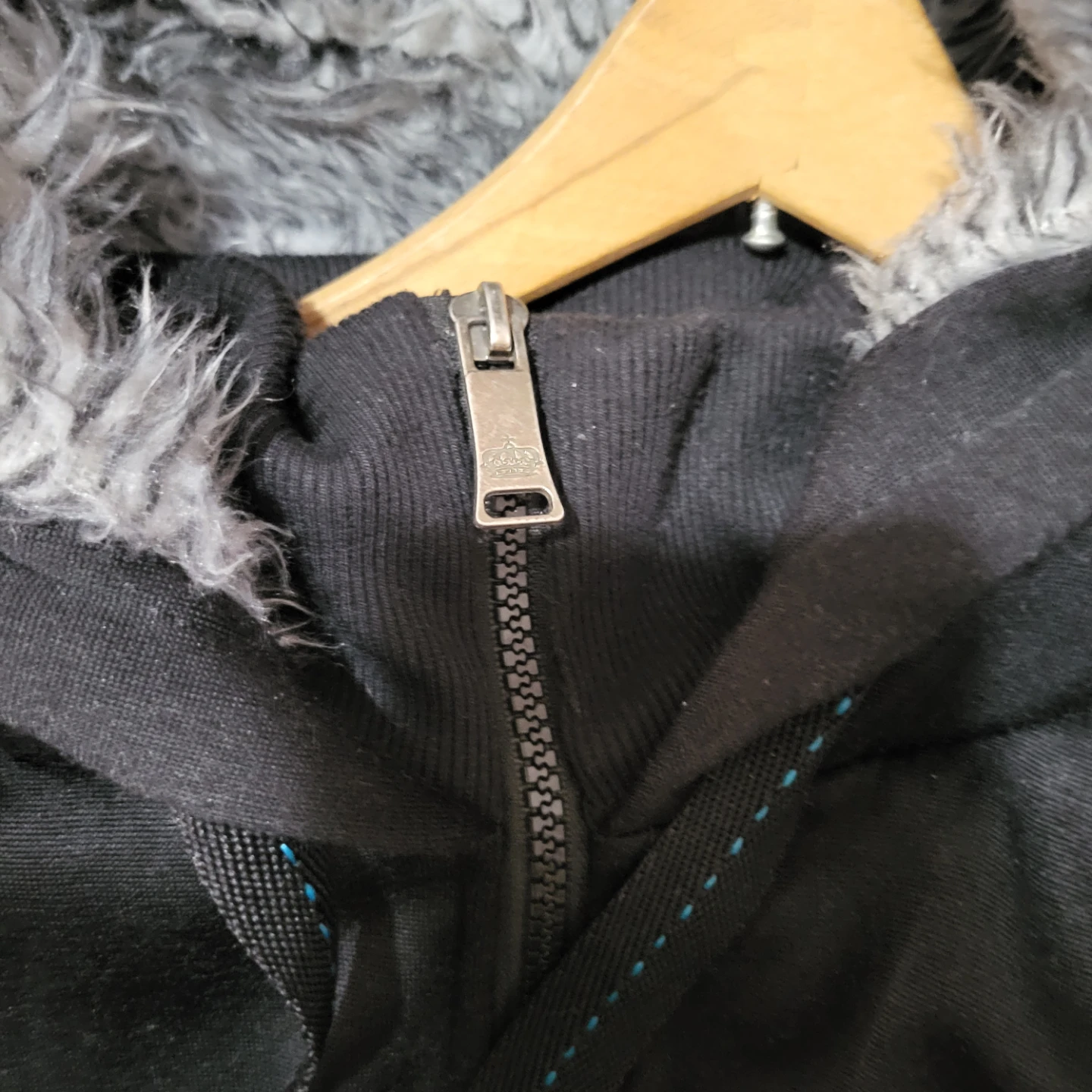 Royalty London Black Zip-Up Hoodie - photo 3