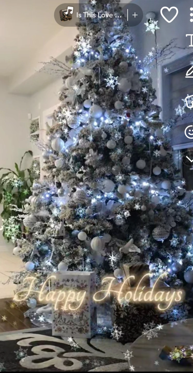 Artificial 9ft flocked Christmas Tree - photo 2