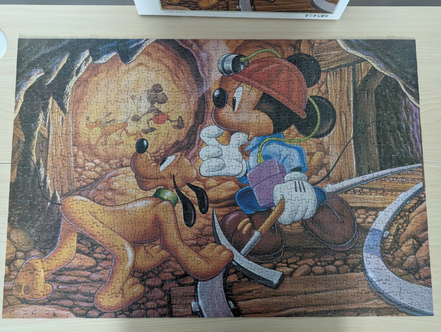 $3 - 1000pcs Disney Puzzle - Mickey Mouse & Pluto Mining Scene - photo 2