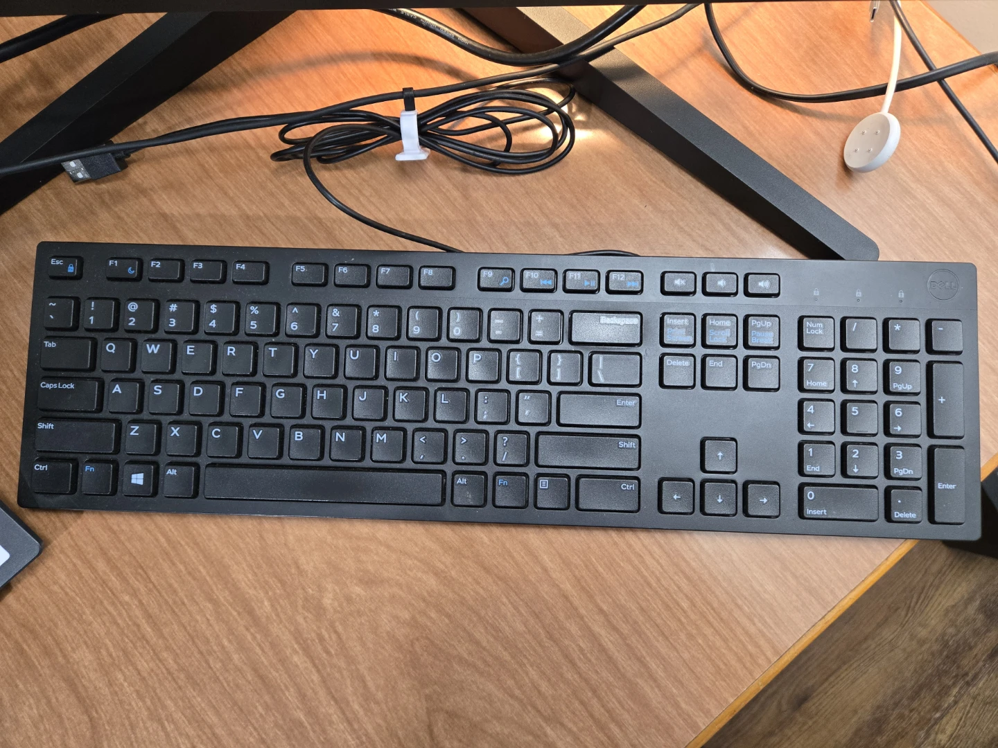 Samsung 27-inch Computer Monitor with keyboard and hdmi cable - photo 4