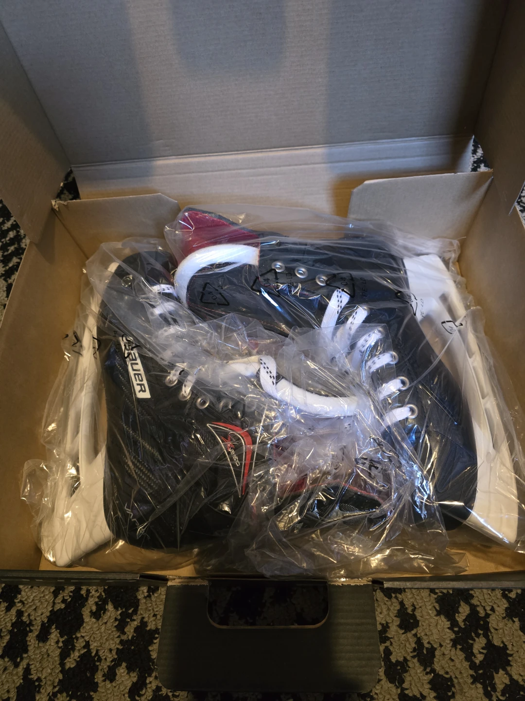 Bauer Vapor X2.5 Hockey Skates - Size 9.0 - photo 2