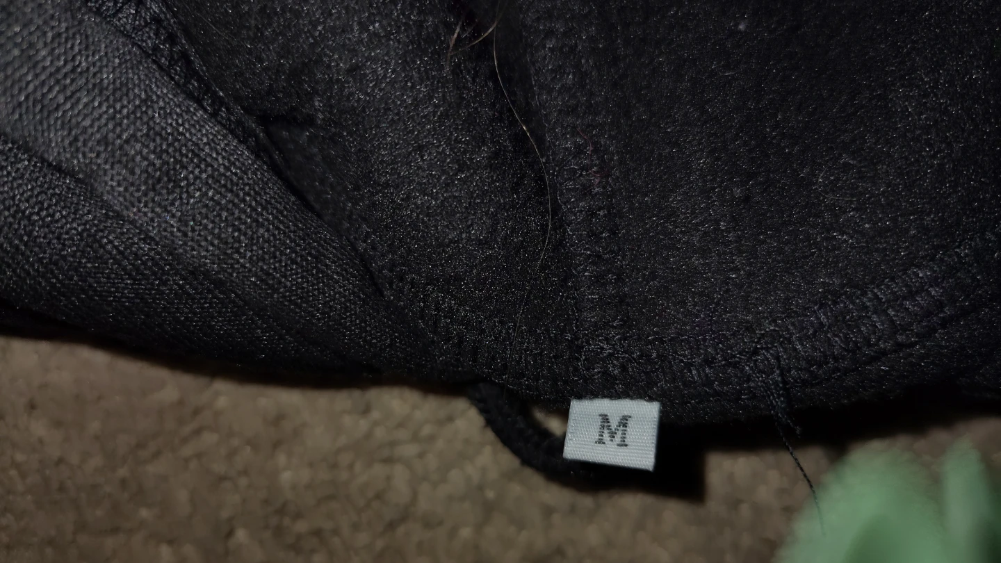 Black Hoodie - Size M - photo 3