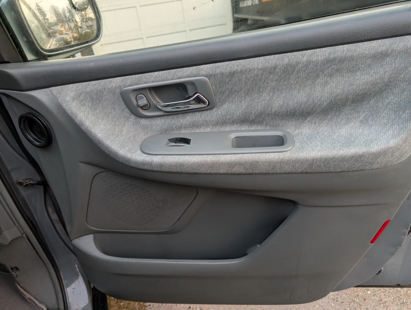 Looking for a Car Trade for my Honda Odyssey 2001 - photo 5