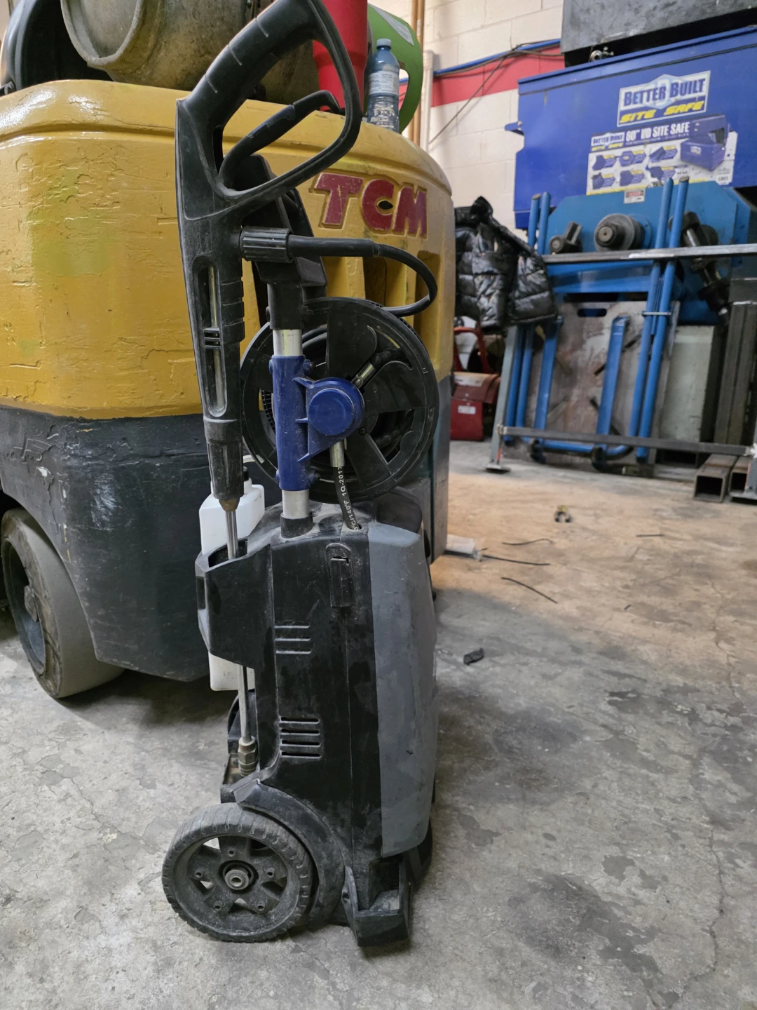 Kobalt 2000 PSI Pressure Washer - photo 2