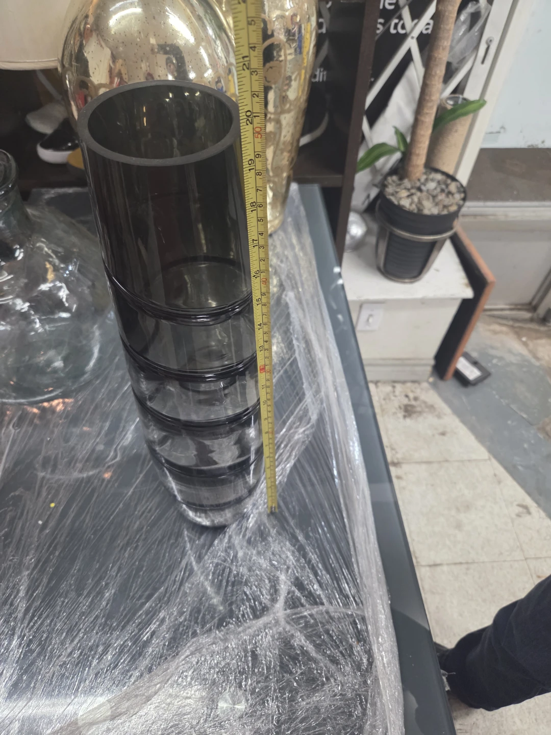 Smoked Glass Vase - photo 2