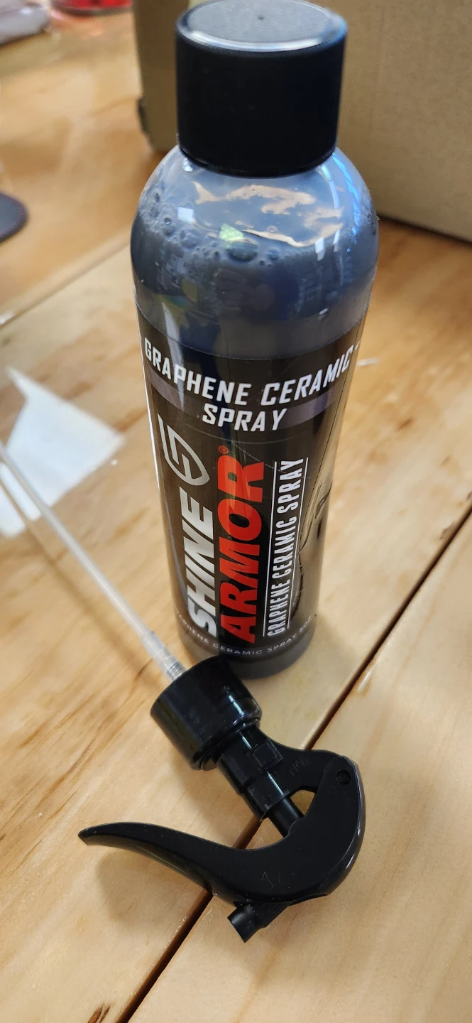 Shine Armor Graphene Ceramic Spray - photo 2
