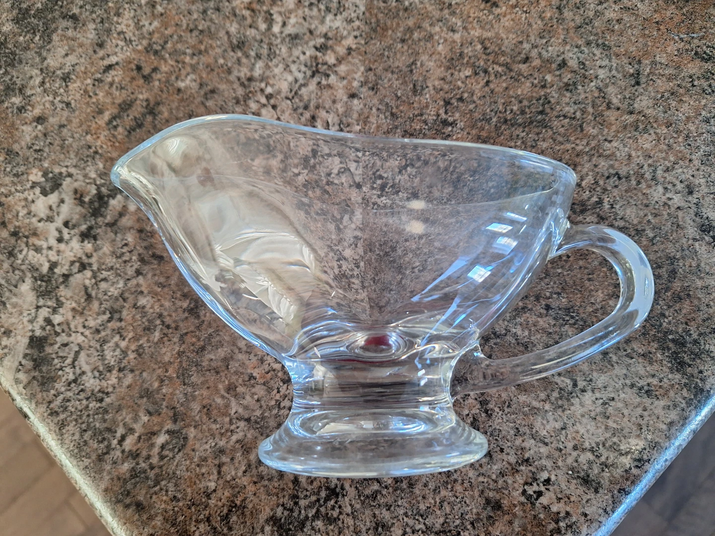 Clear Glass Gravy Boat - photo 2