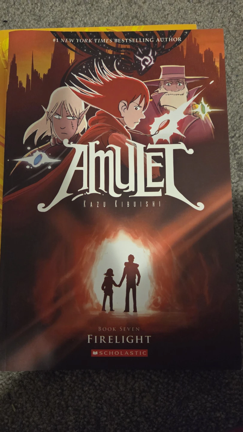Amulet Books - Firelight & Supernova - photo 2