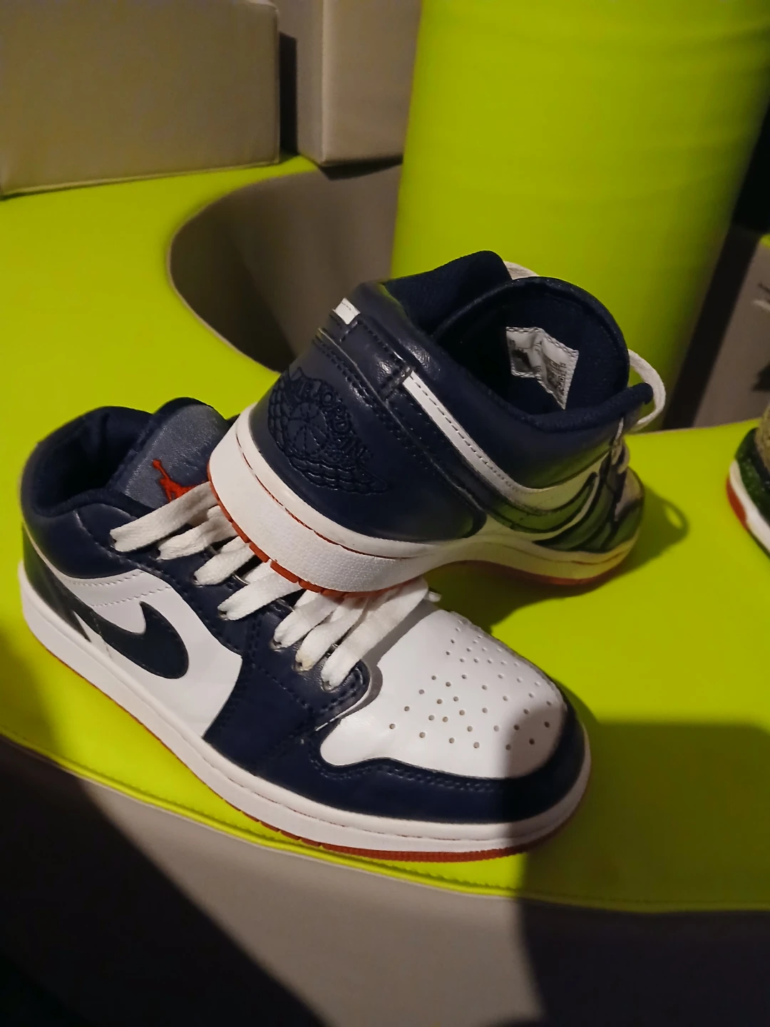 Assorted Shoes & Paw Patrol Ride-On Truck - photo 5