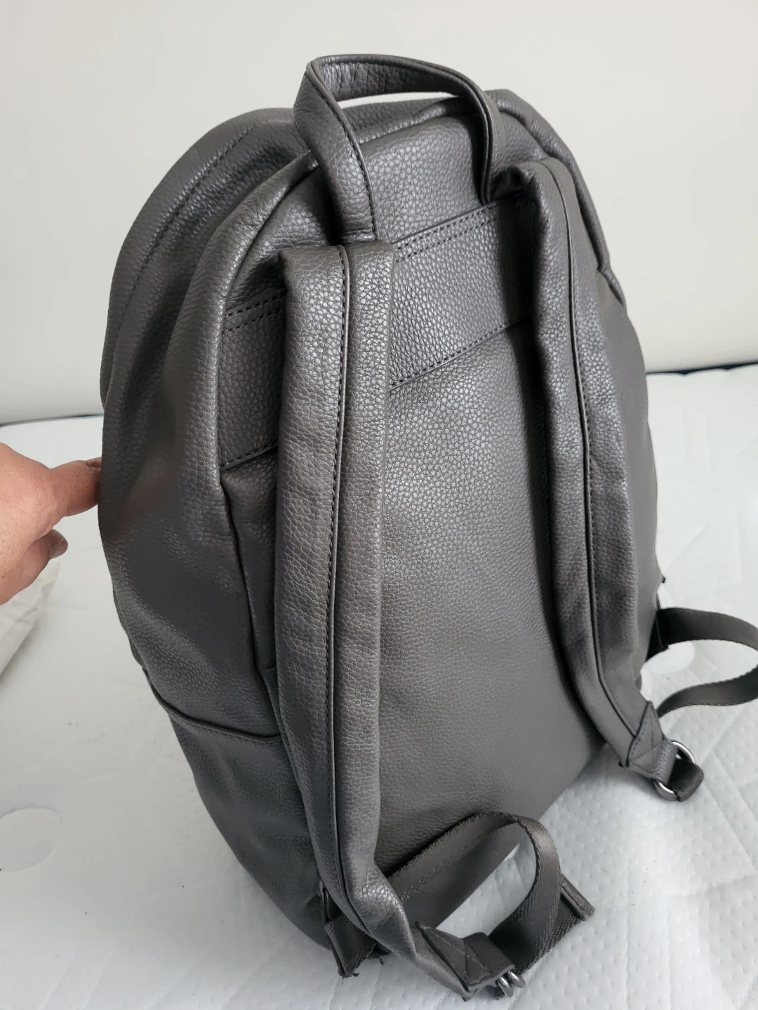 Guess Grey Backpack - photo 3