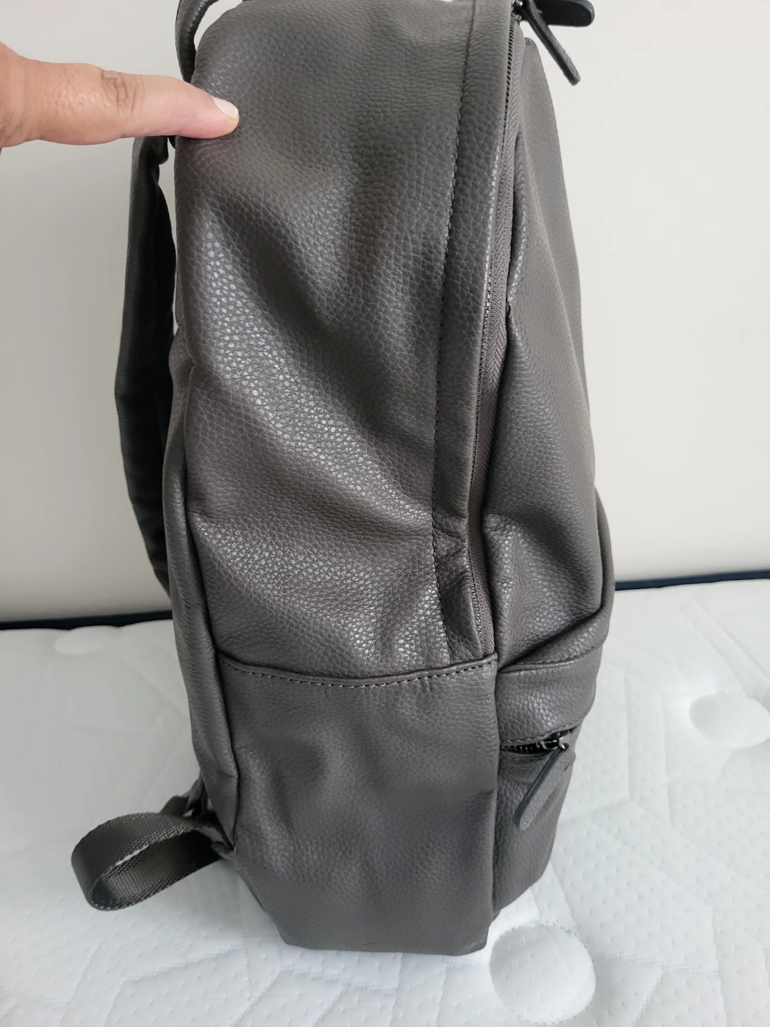 Guess Grey Backpack - photo 5