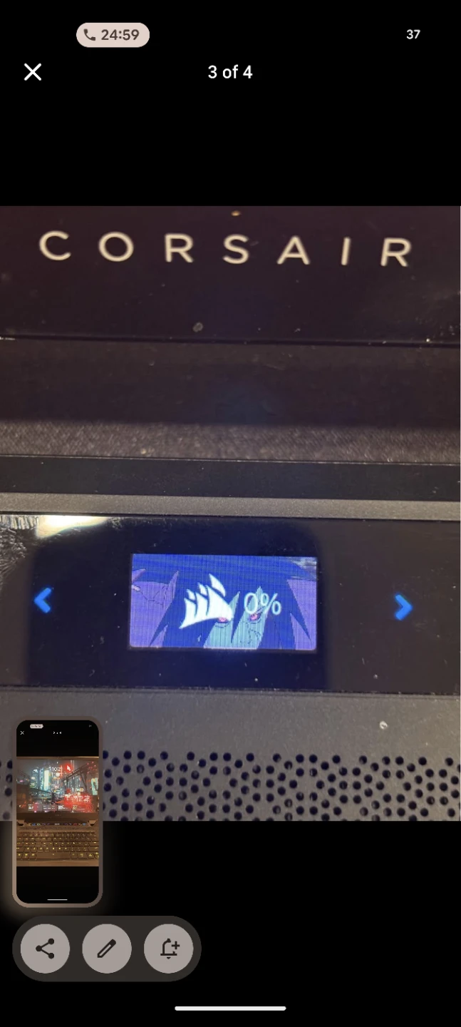 Corsair Gaming Laptop small crack - photo 3
