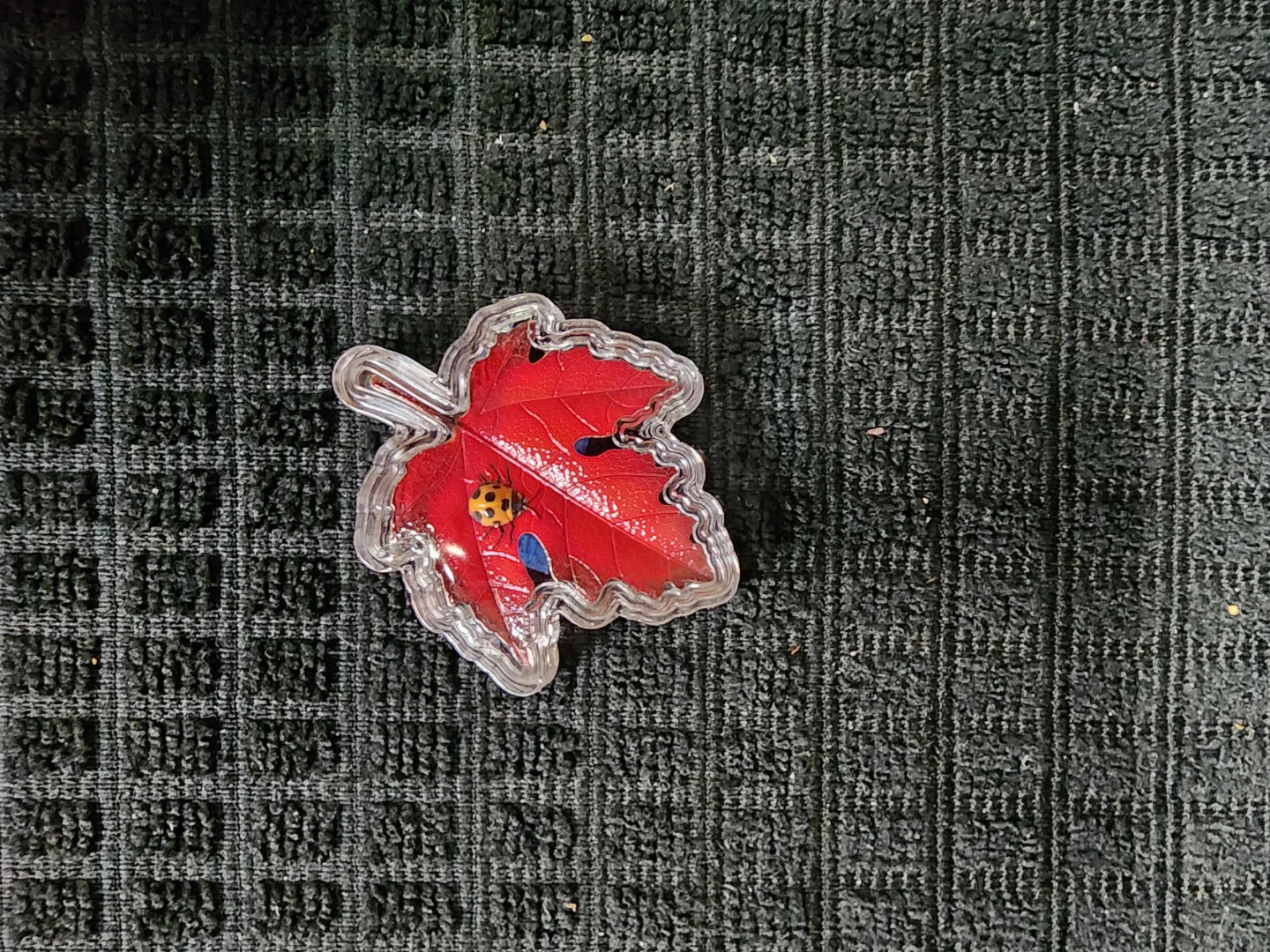 Maple Leaf Pins with Ladybugs - photo 3