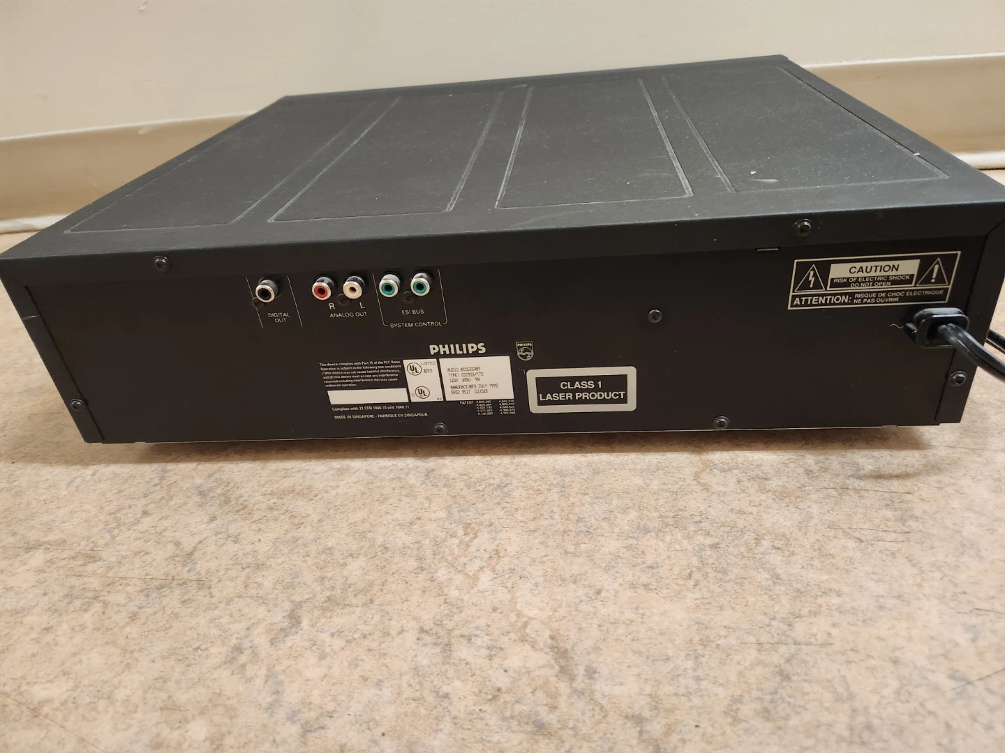 Philips 5-Disc Compact CD Changer CDC926 - photo 3