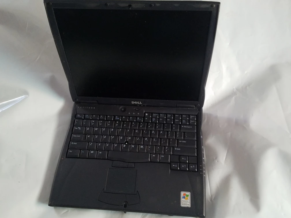 Dell Latitude Laptop - photo 2
