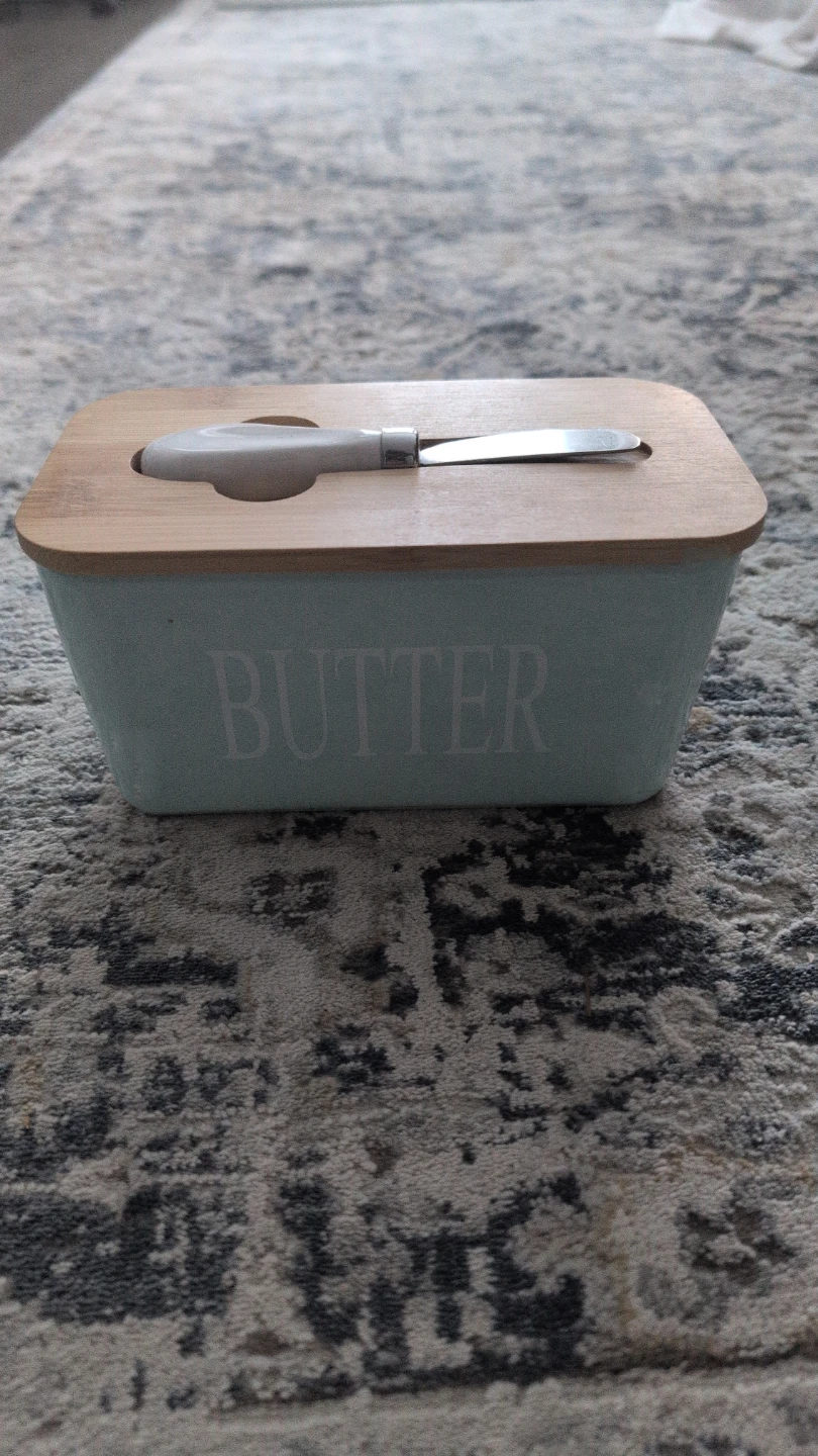 Butter Dish with Lid and Butter Knife