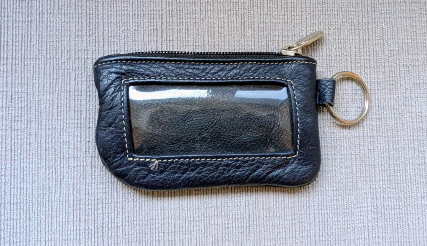 Roots Leather Coin/Card Holder - USA Olympics 2002 - photo 2