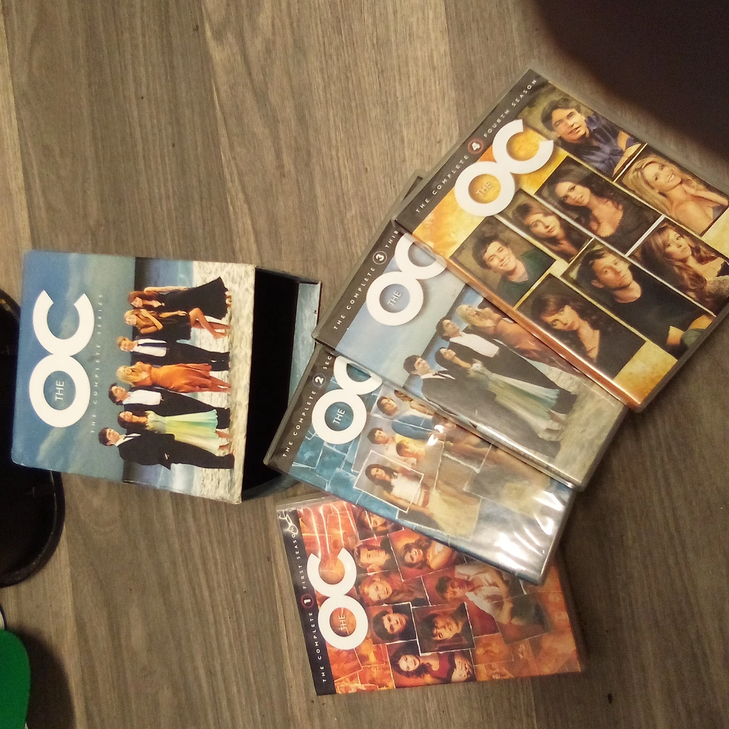 🥕 The OC: The Complete Series DVD Box Set - photo 3