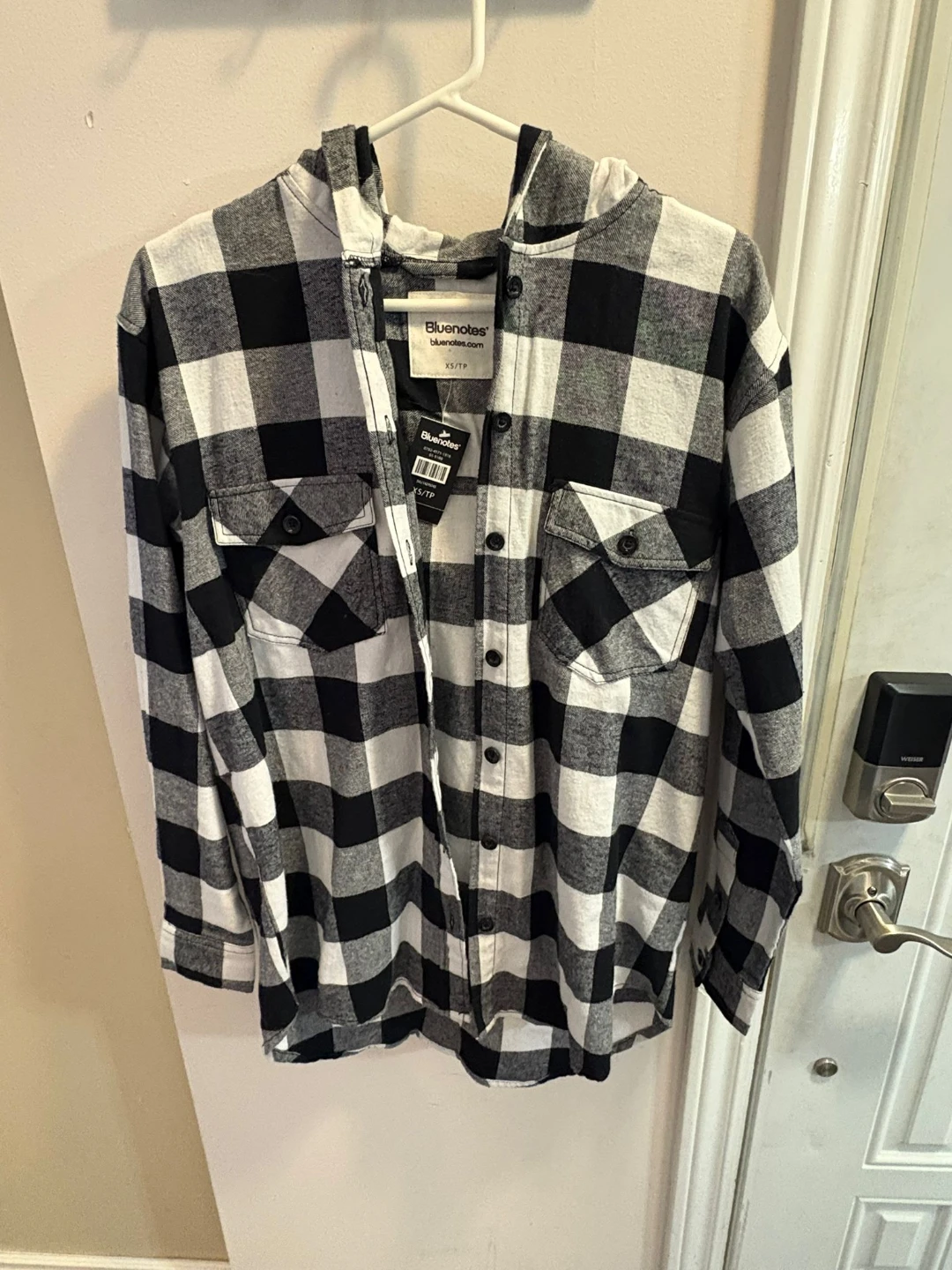 Bluenotes XS Black & White Flannel