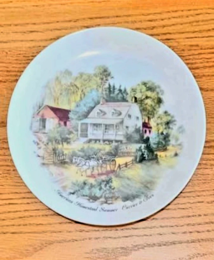 Pair of Currier and Ives American Homestead Porcelain Plates - photo 3