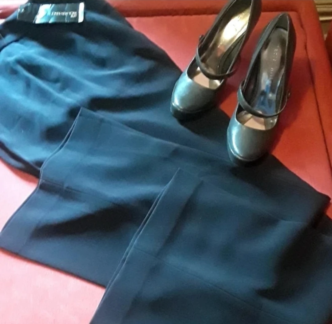 JONES NEW YORK GREY SLACKS - NEW!