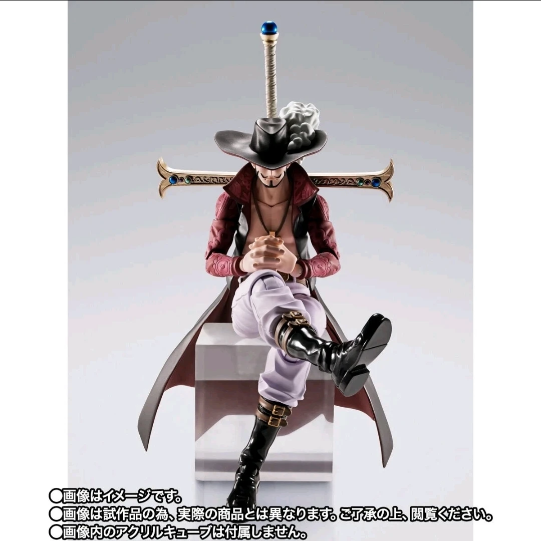 One Piece Dracule Mihawk SH Figuarts action figure - photo 5