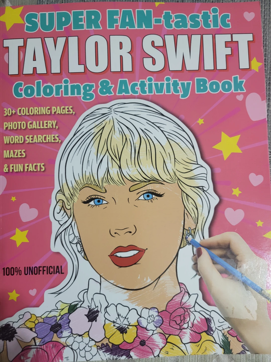 Taylor Swift Colouring & Activity Book